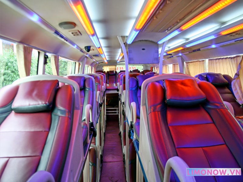 Nhà xe Hùng Phượng tại Bến xe Lạng Sơn cung cấp dịch vụ đi Bến xe Mỹ Đình với chất lượng cao cấp.