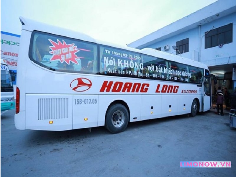 Nhà xe hoàng long