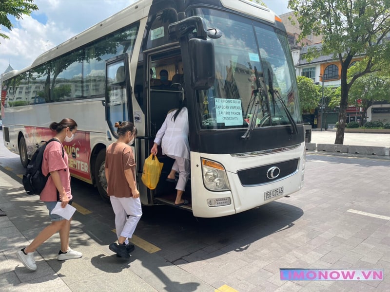 Hình ảnh nhà xe Hoàng Long Hình ảnh nhà xe Hoàng Long