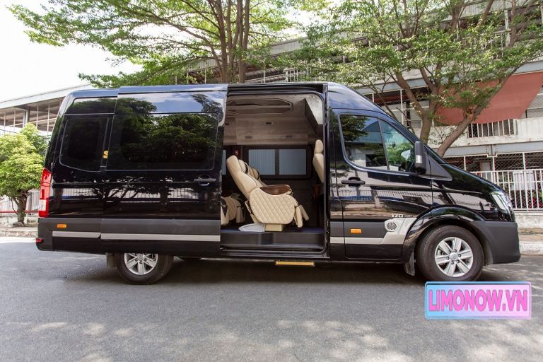 Nội thất xe khách limousine Thành Bưởi sang trọng