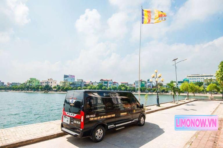 Xe limousine Hùng Cường phục vụ tuyến Uông Bí - Mạo Khê - Đông Triều - Hà Nội, số điện thoại 0377.388.388.