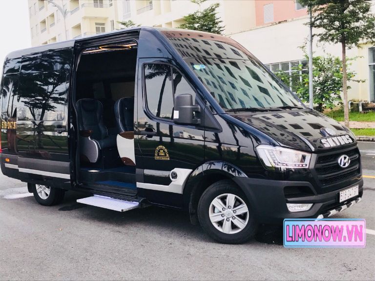 Nội thất xe limousine Bình Tây Vĩnh Thiện tuyến Hà Nội – Hà Giang