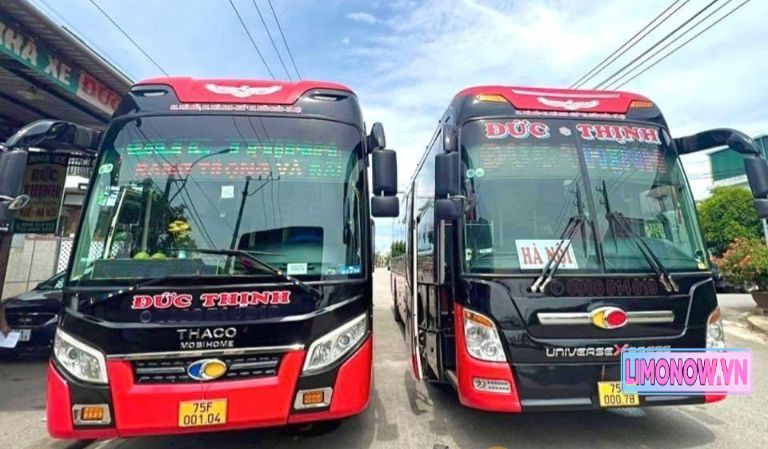 Hai xe khách giường nằm Đức Thịnh