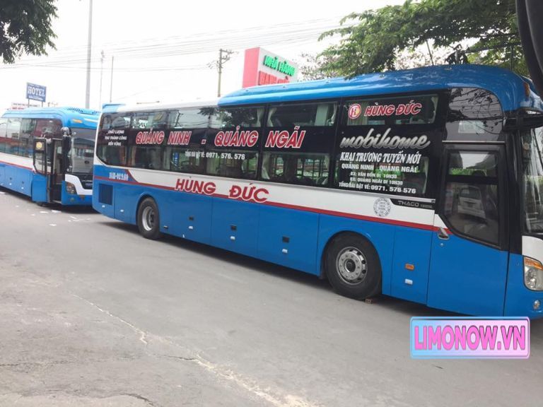 Xe limousine Hyundai màu đen, dịch vụ VIP Quỳnh Thanh