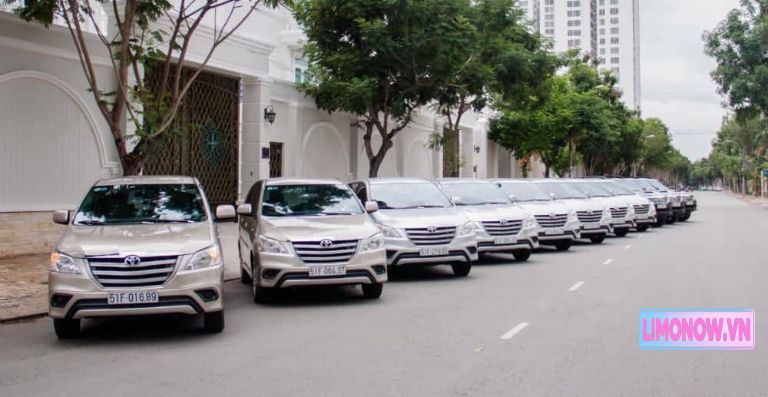 Dàn xe Toyota Innova sẵn sàng phục vụ tuyến Phan Thiết đi Vũng Tàu