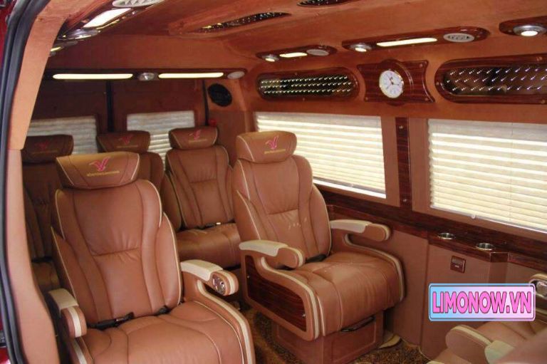 Dàn xe khách Chơn Mỹ limousine hiện đại màu đỏ trắng, chất lượng VIP cho tuyến Sài Gòn Quảng Ngãi